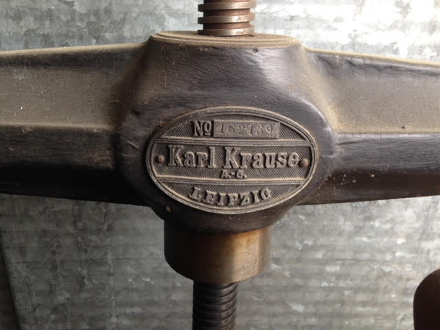 Karl Krause Antique Rounder Backer (Antique) Item # TM-109 (TX)