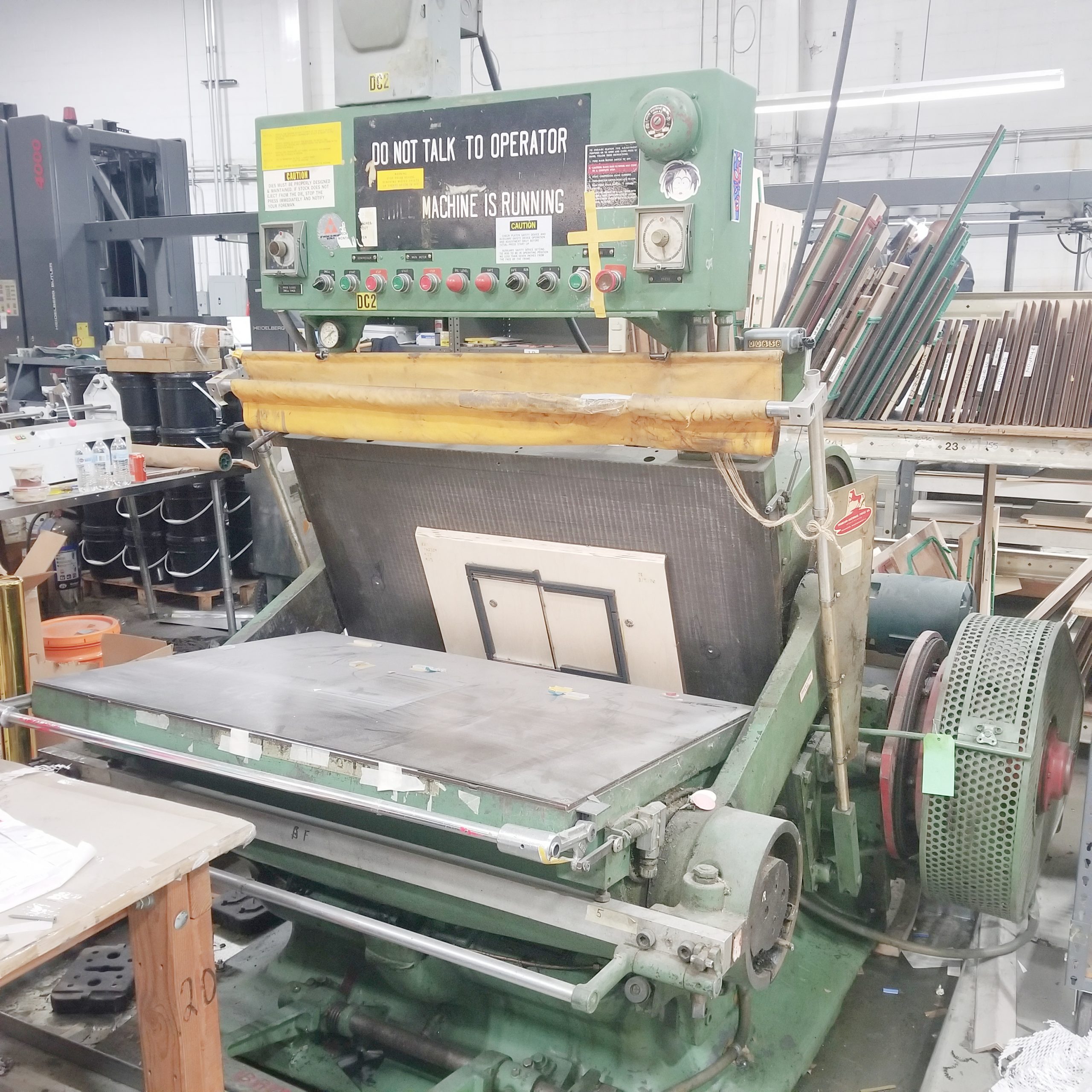 Thomson 28×41″ Clamshell Die Cutter w/ Foil Stamping (used) Item # UE-063021C (New Jersey)