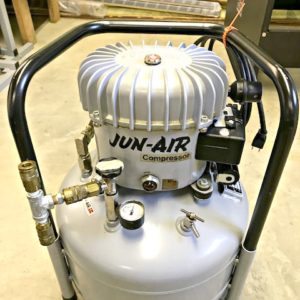Jun-Air Compressor (Used) Item # UFE-3046