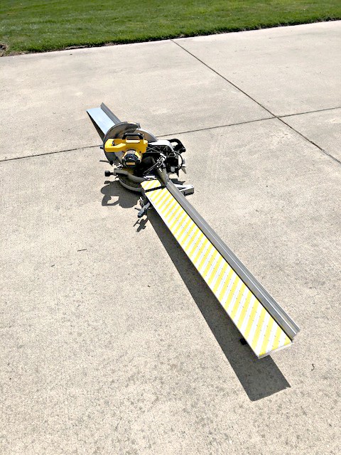 Saw with Measuring Grid (used) Item # UFE-3050 (Maryland)