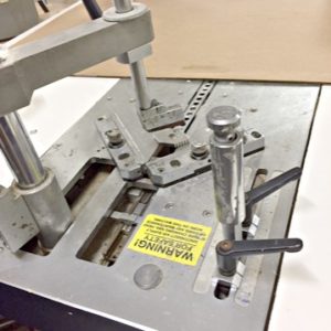 ITW AMP VN42 Underpinner (used) Item # 3101