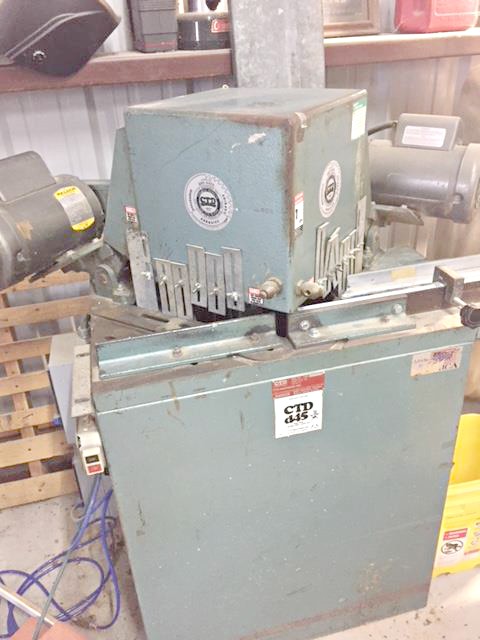 CTD D45 12″ Double Mitre Saw (used) Item # UFE-3107