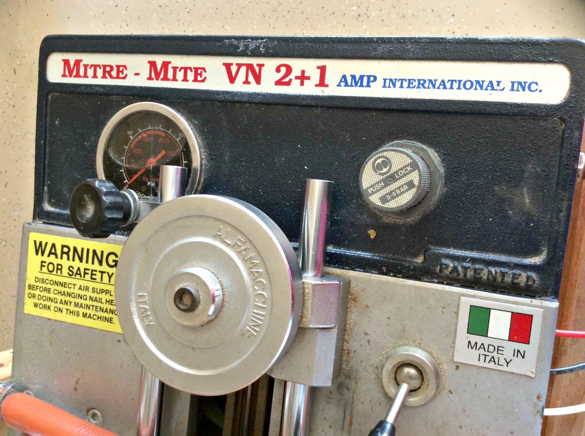 ITW AMP Mitre Mite VN2+1 Vnailer (used) Item # UFE-3129