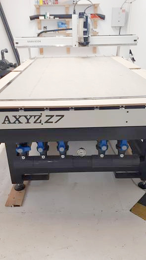AXYZ Z7 Cutting / Routing Table (used) Item # UE-102721M (Canada)