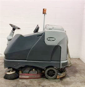 Advance SC6500 Floor Scrubber (used) Item # UE-101821D (Ohio)