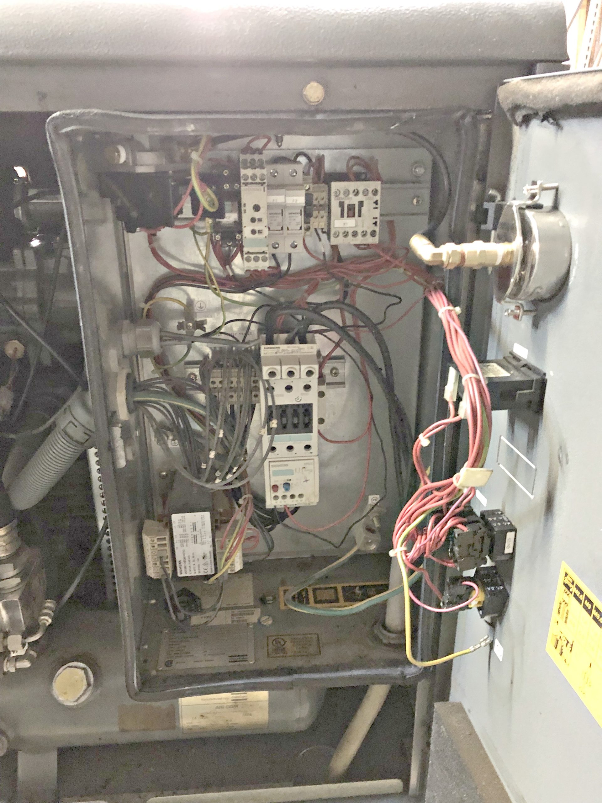 Atlas Copco GX7 Rotary Screw Air Compressor (used) Item # UGW-60  (North Carolina)