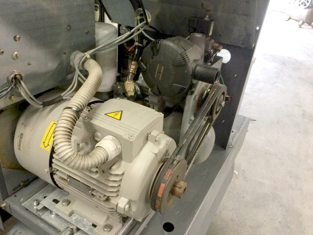 Atlas Copco GX7 Rotary Screw Air Compressor (used) Item # UGW-59  (North Carolina)