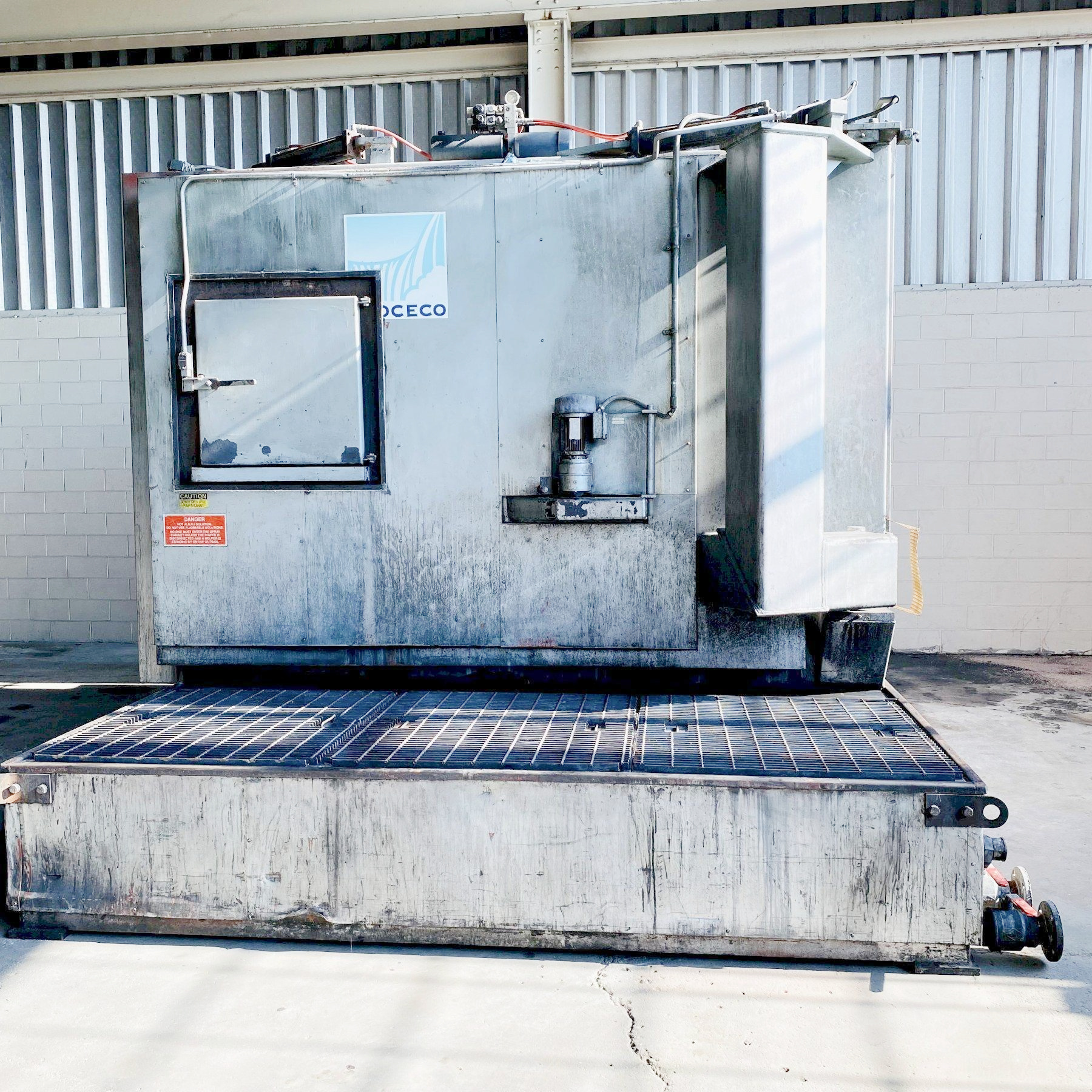 Proceco Model #HD-100-48-G-6000 Rotary Table Gas Fired Parts Washer (used) Item # UE-082621D (Ohio)