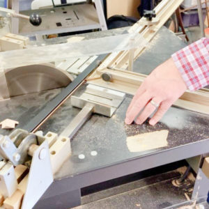 Frame Square Miter Saw Model 1000 (Used) Item # UE-030722B (Georgia)