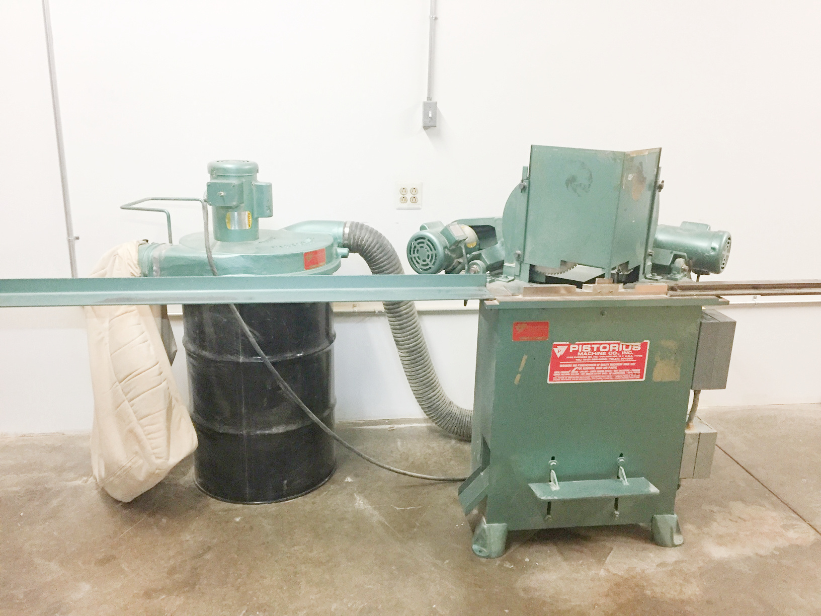 Equipment Lot: Pistorius EMN-12 Saw, Vacuseal 4366 M-HS Vacuum Press & Oval Cutter (used) Item # UE-042722B (Ohio)