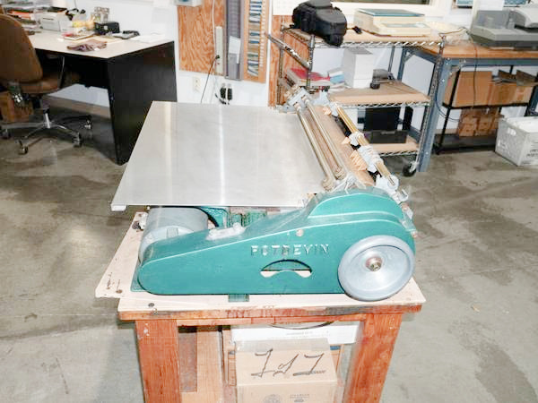 Potdevin Type 2R 21″ Gluer w/ Heater (used) Item # UE-032122A (Virginia)