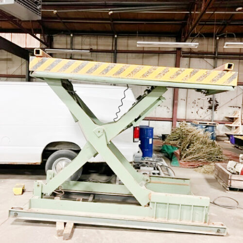 Scissor Lift Table (used) Item # UE-042522A (Wisconsin)