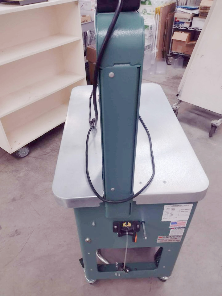 Signode LBX 2000 Strapper Machine (Used) Item # UE-041222A (Wisconsin)