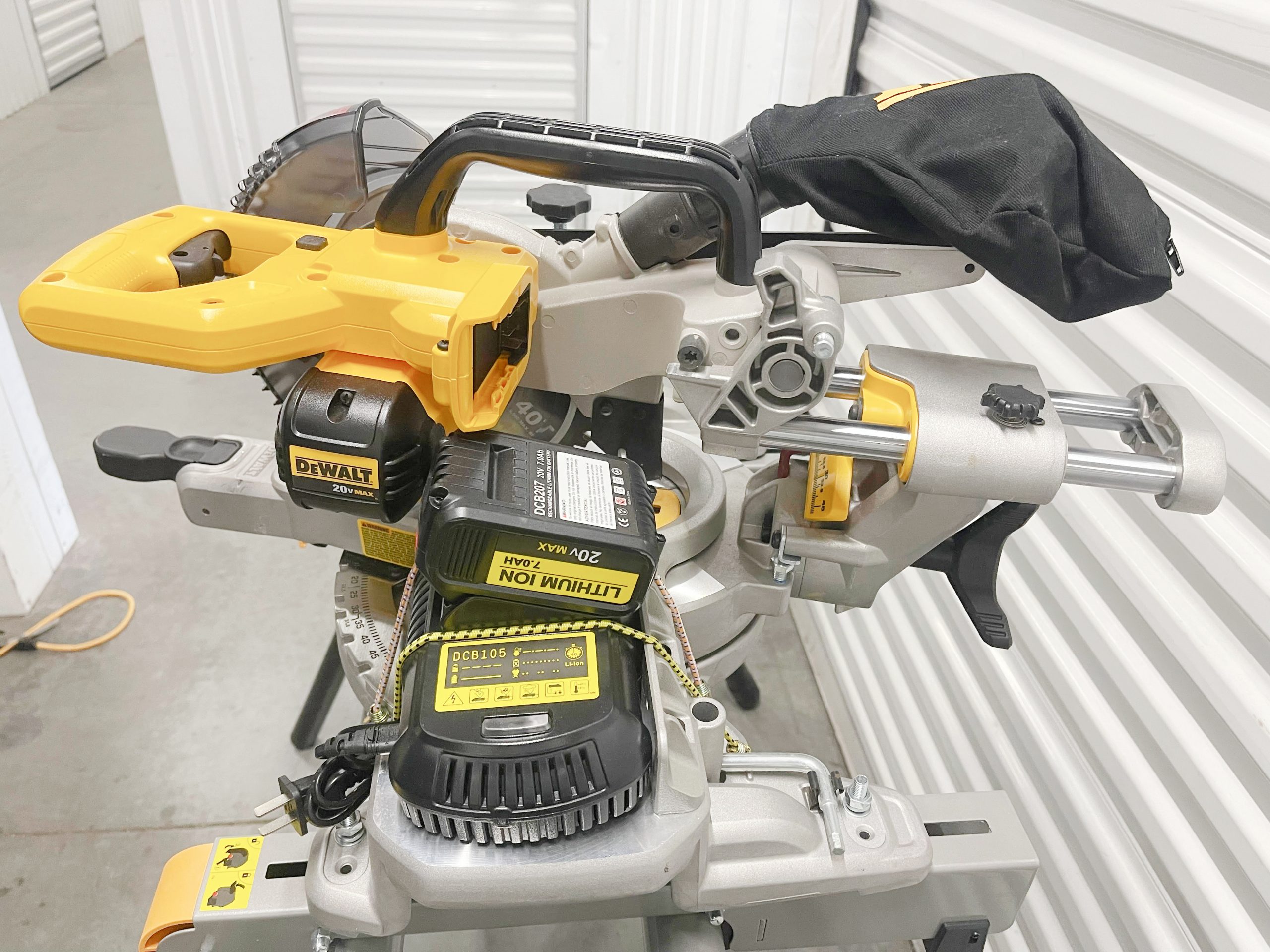 Equipment Lot: Cassese CS1 Manual Joiner & Dewalt 20V Max Cordless Sliding Compound Miter Saw (Used) Item # UE-062022F (California)