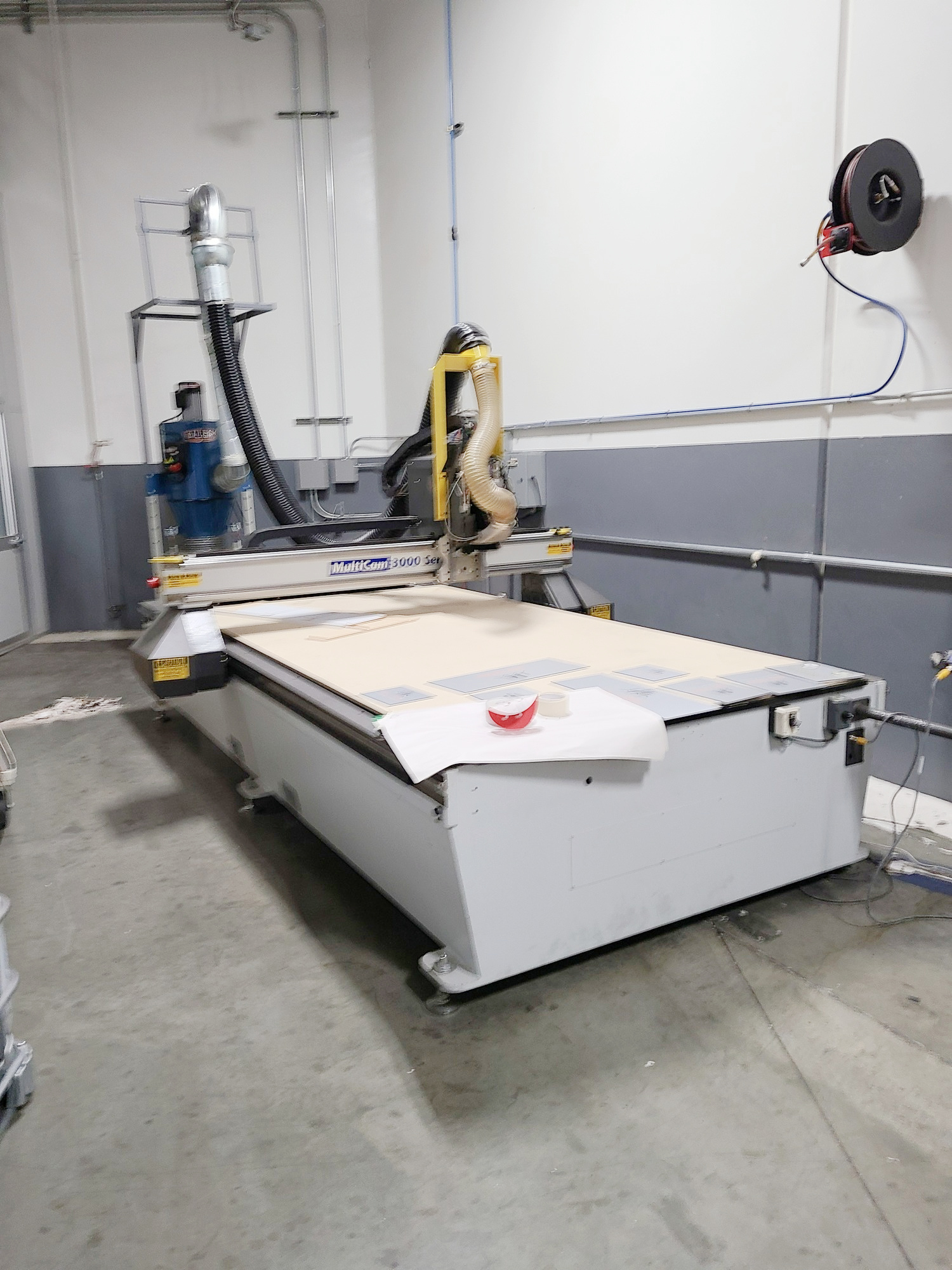 Multicam 3-204 CNC Router (used) Item # UE-081022A (New York)