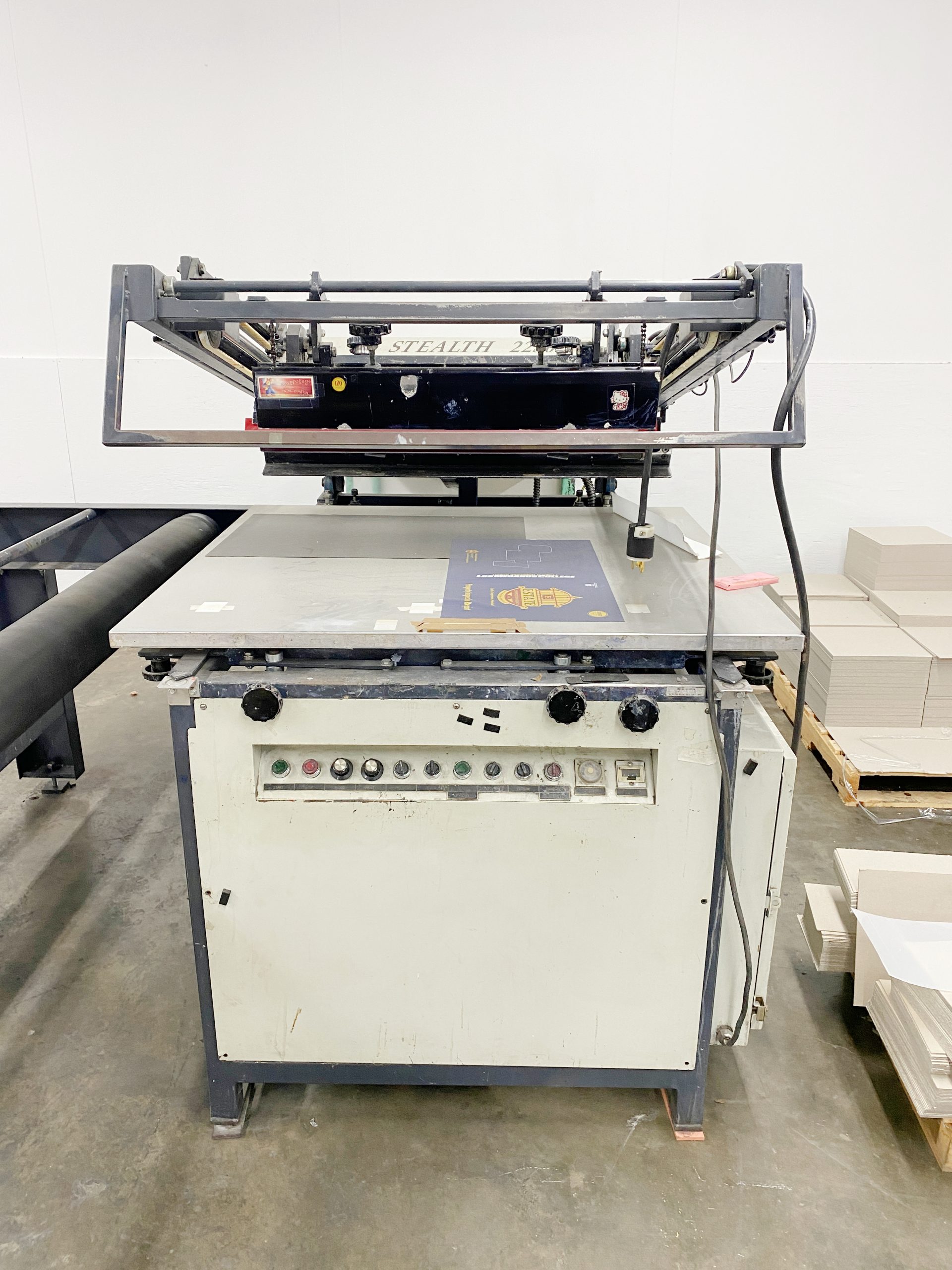 Equipment Lot: Graphtec Pro FC 2200-90 Cutter, Alpha UV Conveyor, Clamshell Presses & Supplies (Used) Item # UE-081822A (Texas)