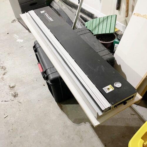 Equipment Lot: Gallery Stretcher 60 & GeoKnight K20S Press (Used) Item # UE-082322C (Kansas)