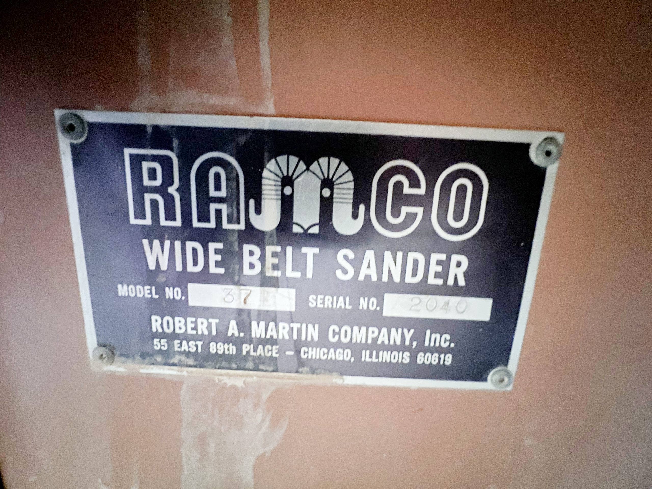 Equipment Lot: Unique 250 GT2 Raised Panel Door Machine, Ramco 37″ Belt Sander & JLT 79K-6-DC Door Clamp (Used) Item # UE-081722A (Minnesota)