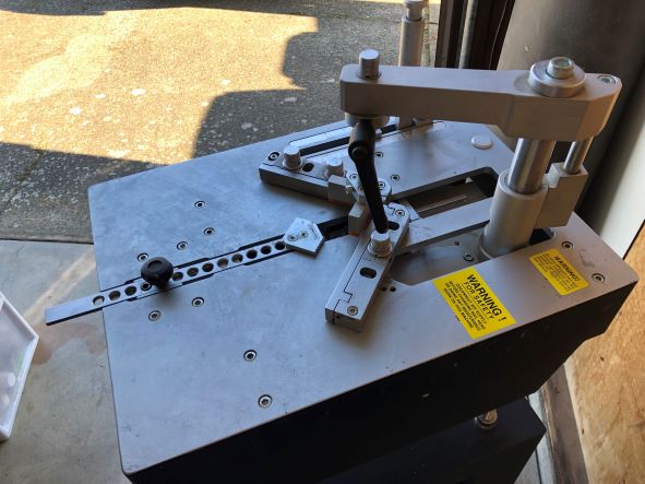 Picture Framing Equipment Lot: ITW AMP VN42 Joiner, Jyden Chopper, Fletcher 2200 48″ Mat Cutter (Used) [Medford, OR] Item # UE-111722B