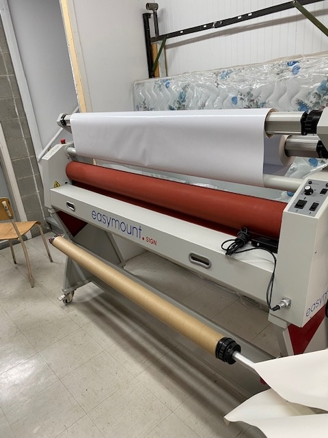 Equipment Lot: GAPP Stretcher, Morso H Pneumatic Chopper, Roland SOLJET Pro 4 XR-640 Printer, Easymount EM-S1600H 65″ Wide Format Hot Laminator (Used) Item # UE-032023A