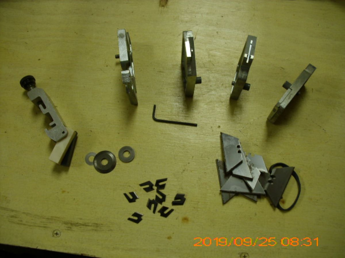 Equipment Lot: Fletcher 3100 Multi Material Cutter, Gerber Dimension 200 Router/Engraver (Used) Item # UE-042423B