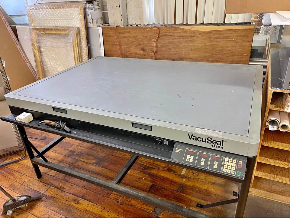 VacuSeal 4468H Vacuum Heat Press w/ Stand (Used) Item # UE-051023D