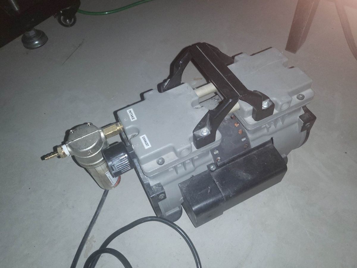 Equipment Lot: Drytac HPG360 Vacuum Heat Press & Darkly Labs F2000 Fume Extractor (Used) Item # UE-052323C