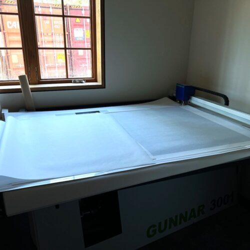 Gunnar 3001 XL Computerized Mat Cutter (Used) Item # UE-073123A