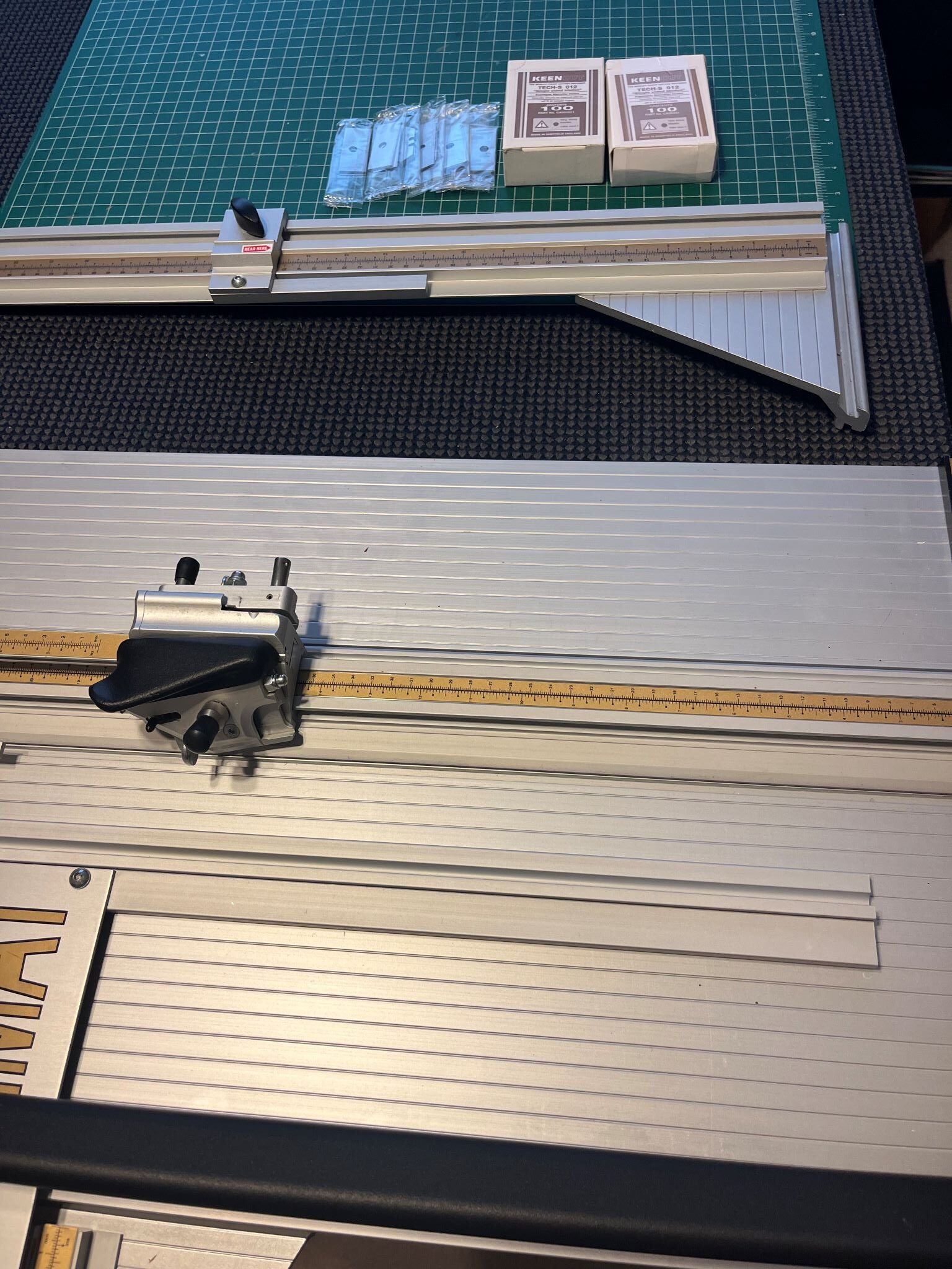 Equipment Lot: Frame Square Miter Saw, Logan Miter Sander, Dahle 585 Large Format Guillotine Paper Cutter, Keencut Ultimat Gold Mat Cutter, & Seal Masterpiece 500-T/500T (Used) Item # UE-083123A