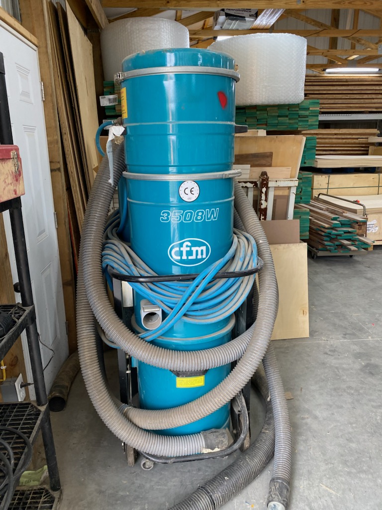 Nilfisk CFM 3508W Dust Collector (Used) Item # UE-102623C