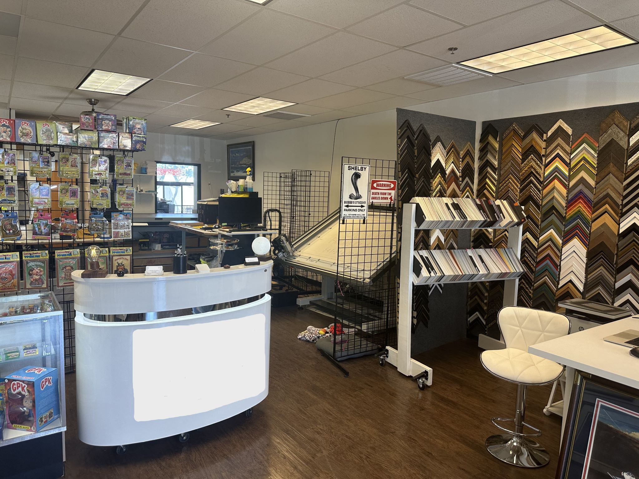 Equipment Lot: Valiani Nexus 150 CMC Computerized Mat Cutter, CTD D45AX Double Miter Saw w/ Phase Converter, Fletcher 3000 60″ Multi Material Cutter, AMP VN4MP ( U500 ) Programmable Frame Joiner, Bienfang 4468H Vacuum Heat Press, Morso Chopper w/ Measuring Table w/ Extra Set of Blades, Panther P150/50AL 13 Gallon Tank Silent Air Compressor, CTD Dust Collection System, & Display Fixture Lot: Including Retail Counter, Work Table, Etc. (Used) Item # UE-112823A