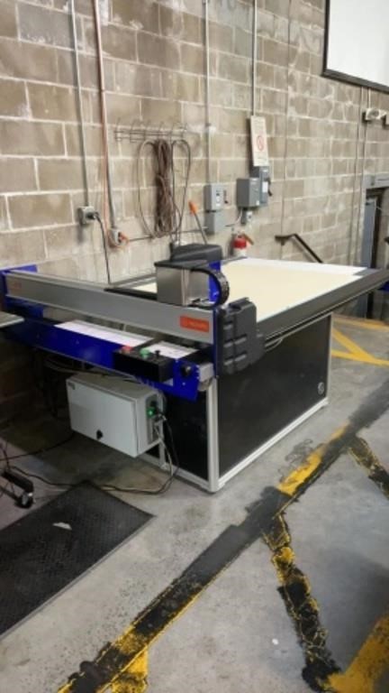 CMC Lot: Wizard 8000 Computerized Mat Cutter and Wizard Eclipse Production Vacuum Bed Computerized Mat Cutter (Used) Item # UE-032524B