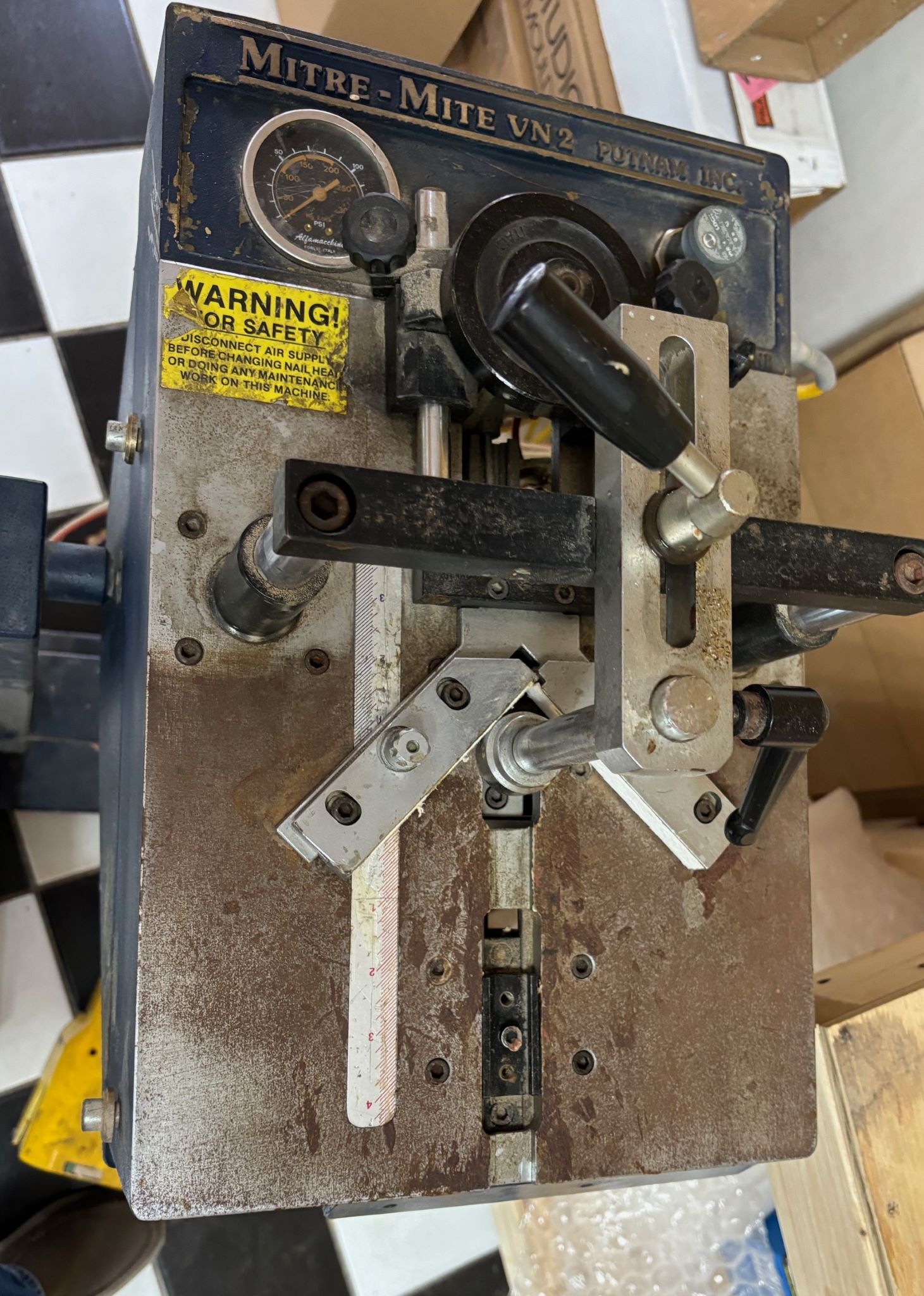 Equipment Lot: Putnam AMP Mitre-Mite VN2 ( ITW AMP / Fletcher AMP U300 ) Frame Joiner / Underpinner & Cassese CS89 Frame Joiner / Underpinner (Used) Item # UE-051024B