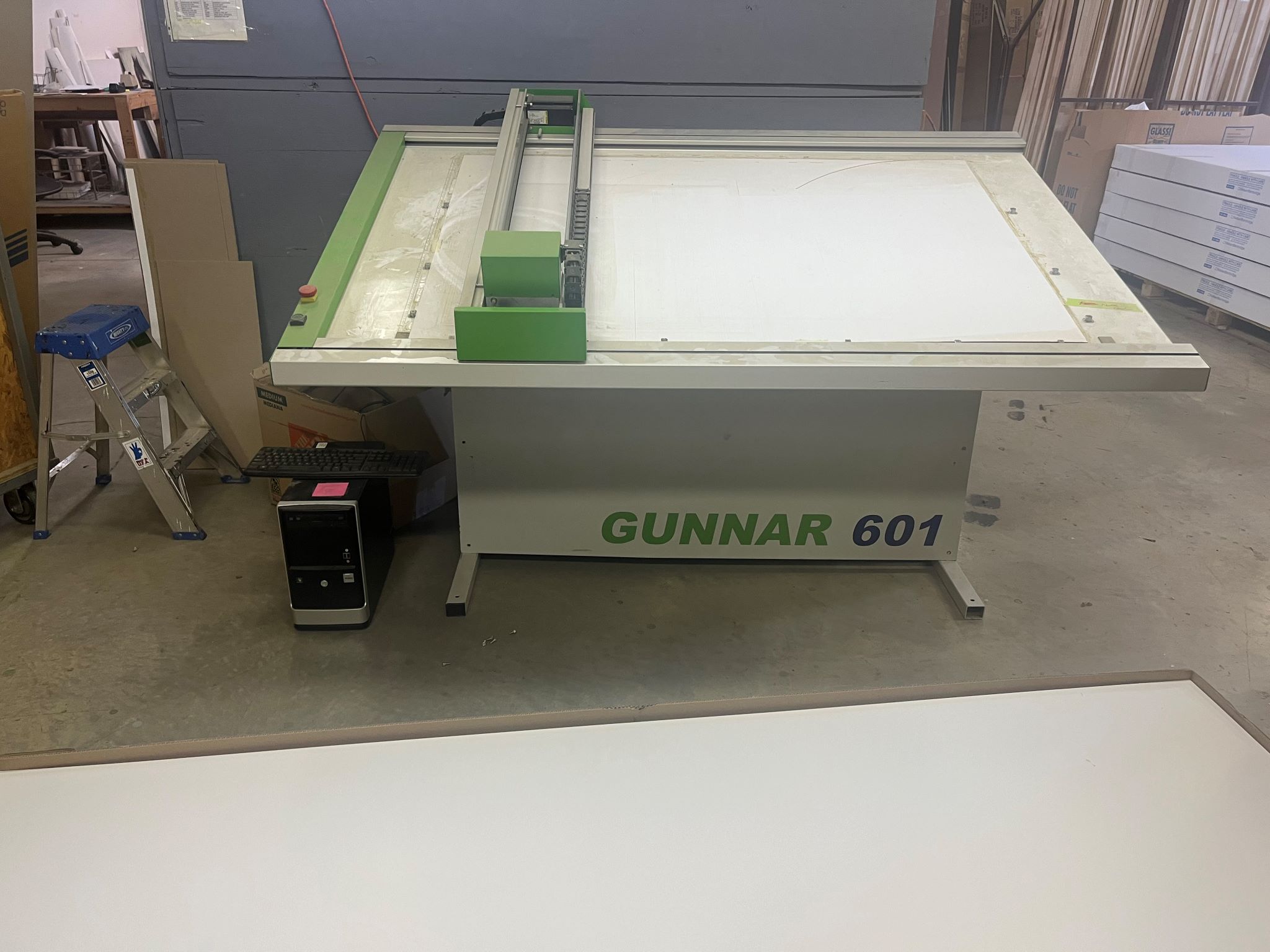 Gunnar 601XL CMC Computerized Mat Cutter (Used) Item # UE-072224C