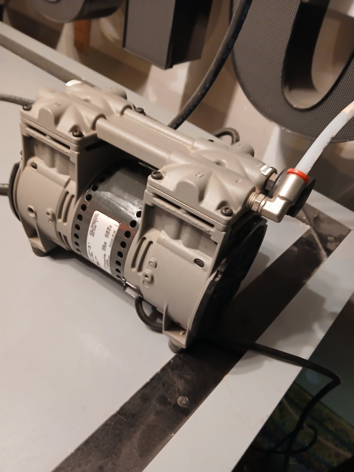 Bienfang 4468H Vacuum Heat Press (D&K/VacuSeal) (Used) Item # UE-090424A