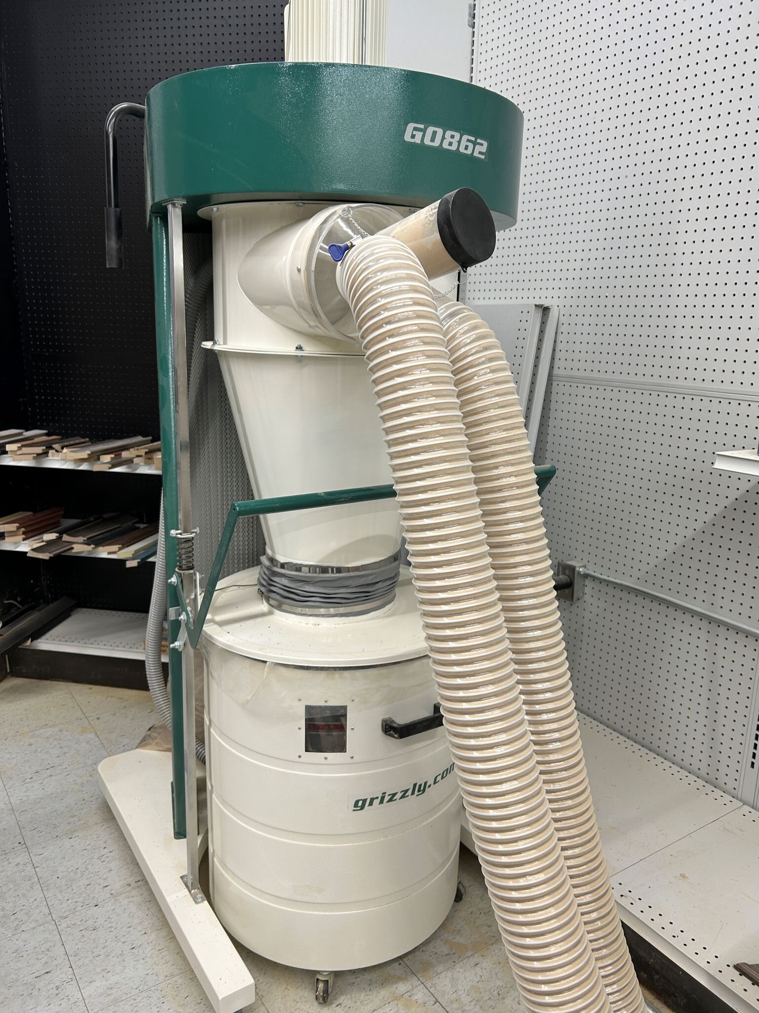 Grizzly G0862 3HP Dust Collector (Used) Item # UE-090924D