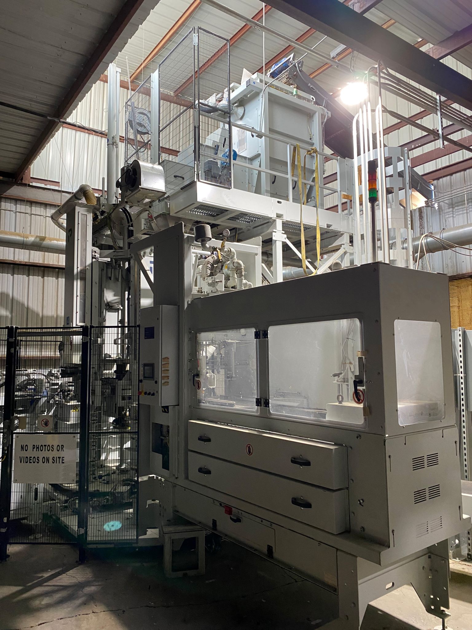Premier Tech VP-415 High-Speed Four-Station Compression Baler (Used) Item # UE-110624E