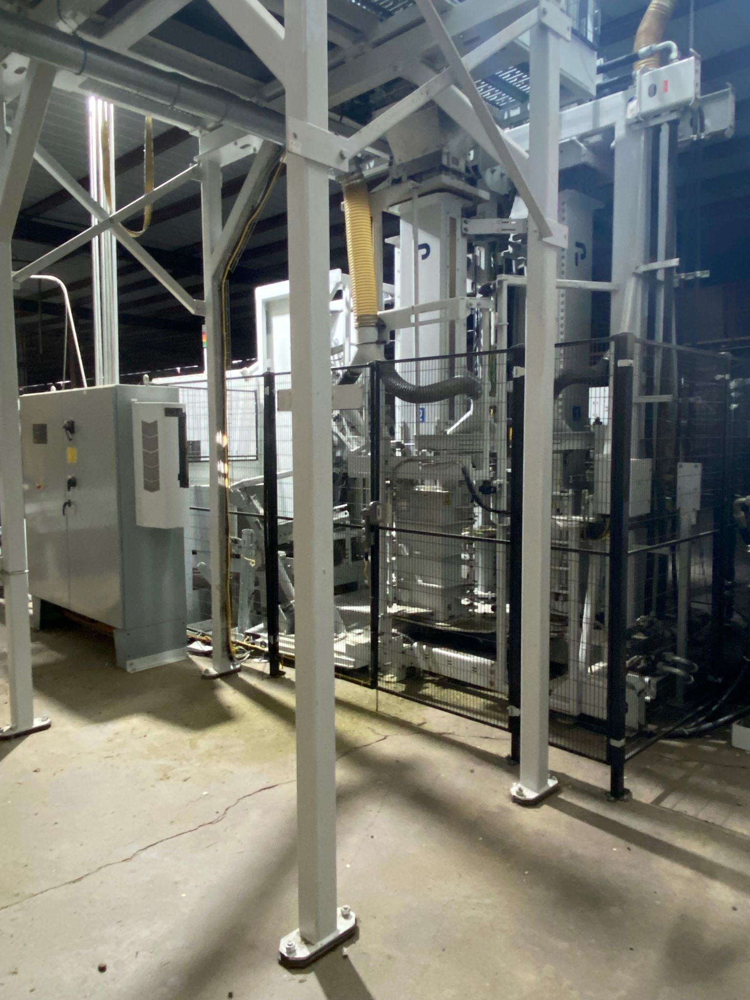 Premier Tech VP-415 High-Speed Four-Station Compression Baler (Used) Item # UE-110624E
