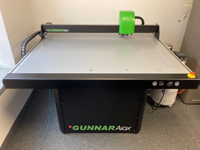 Gunnar AiOX Hybrid M Computerized Mat Cutter (Used) Item # UE-111124D