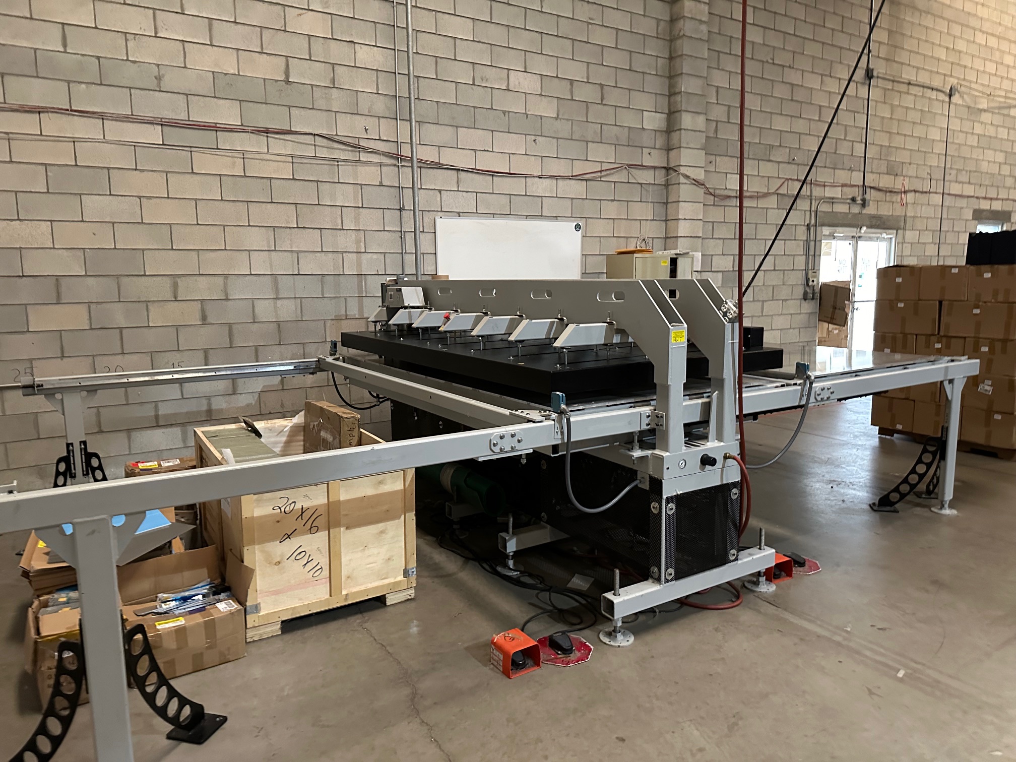 Geo Knight Triton 931 54 X 103″ Auto-Shuttle Twin Station Heat Press (Used) Item # UE-111724B