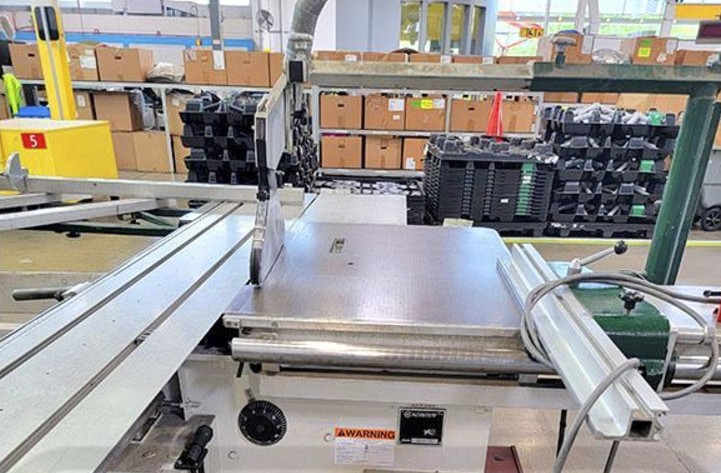 Altendorf F-45 Sliding Table Saw (Used) Item # UE-112624E