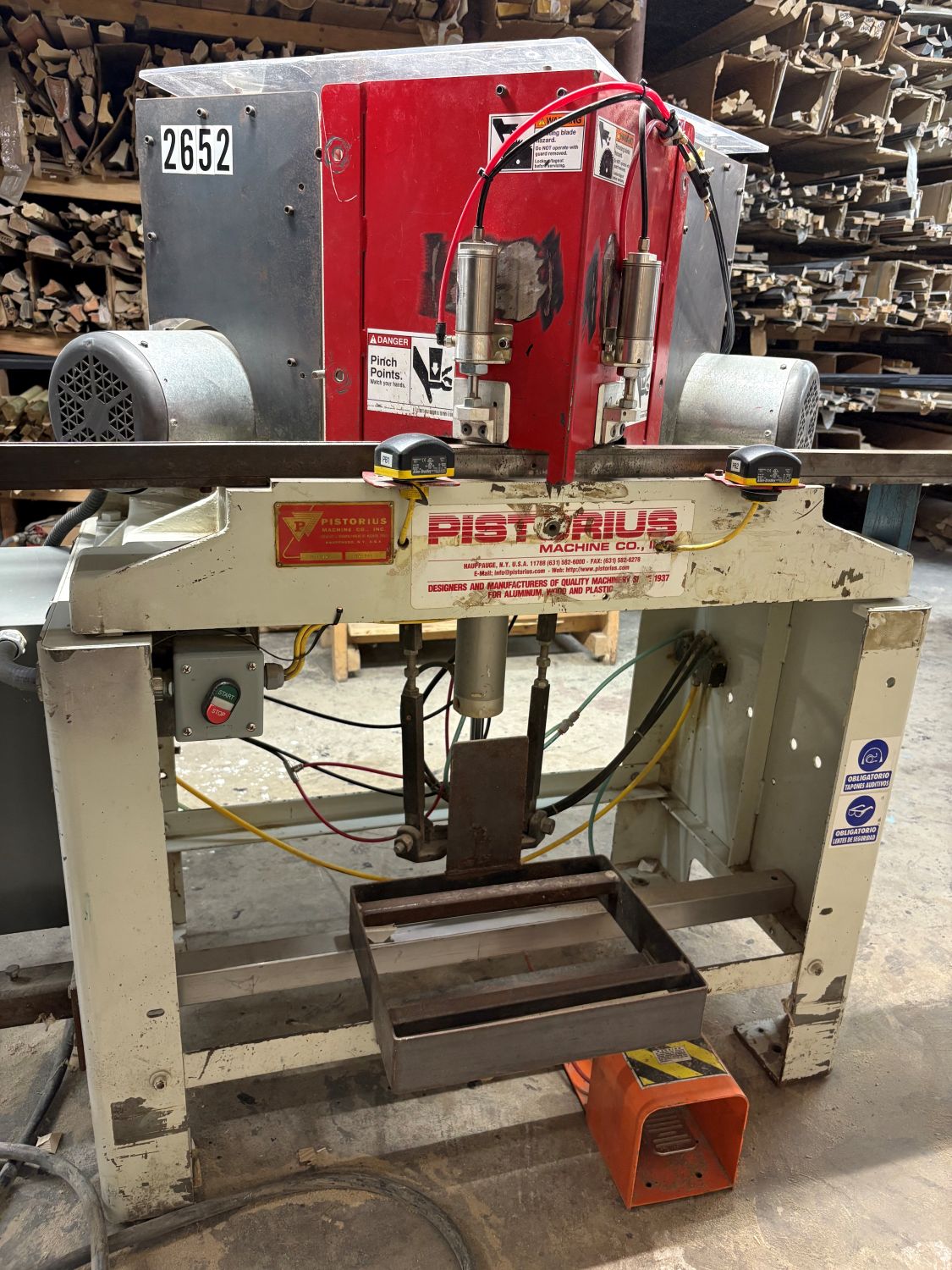 Pistorius MN-200 Double Miter Saw (Used) Item # UE-120524B