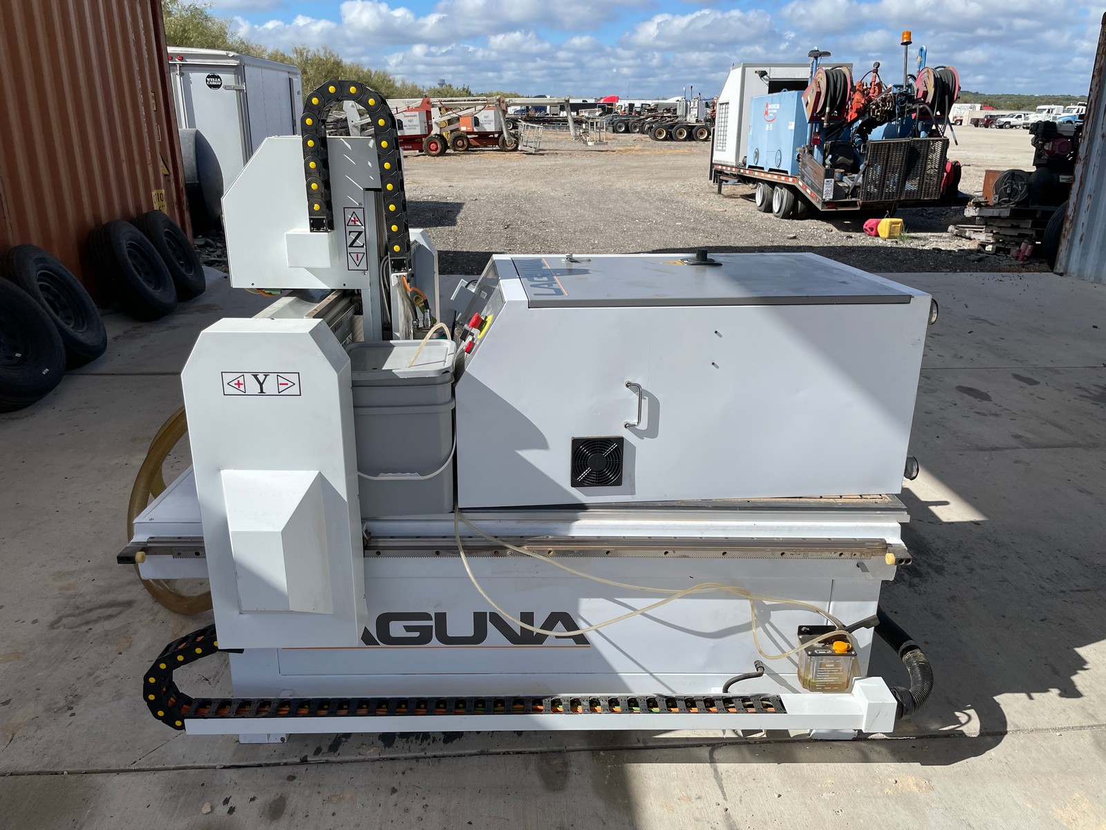 Laguna Swift 4′ x 4′ Vacuum CNC Router Table (Used) Item # UE-120524D