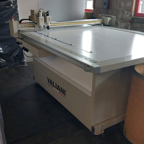 Valiani Maximus 160 V - Vacuum Assisted CMC - Computerized Mat Cutter (Used) Item # UE-120824B
