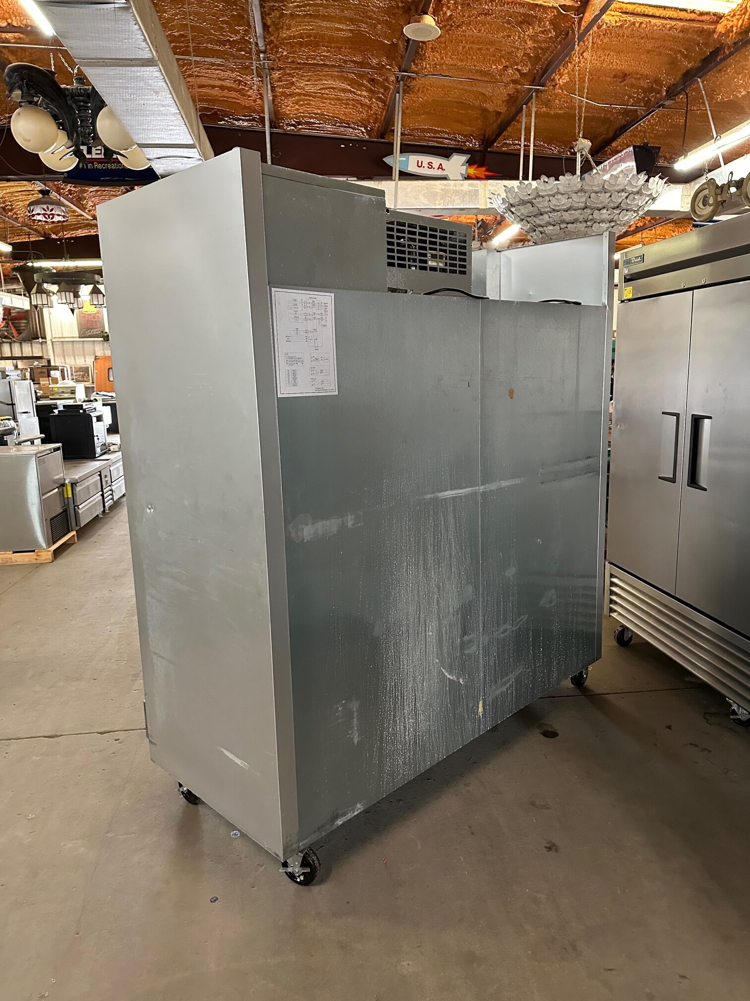 Traulsen G-Series G30011 77″ 3 Solid Door Reach-In Stainless Steel Refrigerator (Used) Item # MG-101020A