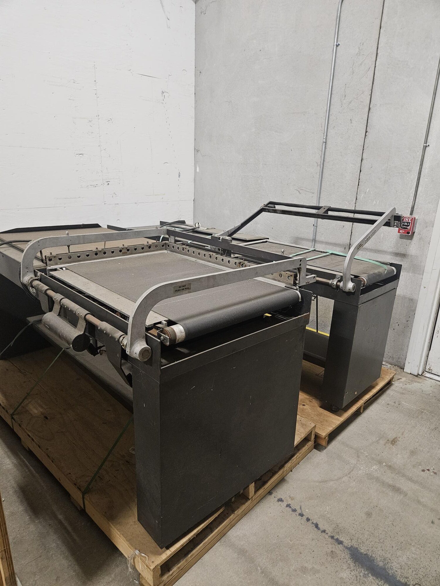Eastey Automatic L-Bar Sealer Model EM-40T and EM3040TK Hot Knife L-Sealer (Used) Item # UE-122024A