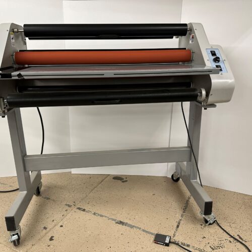 D&K Expression® 42+ Wide Format Laminator (Used) Item # UE-122024F