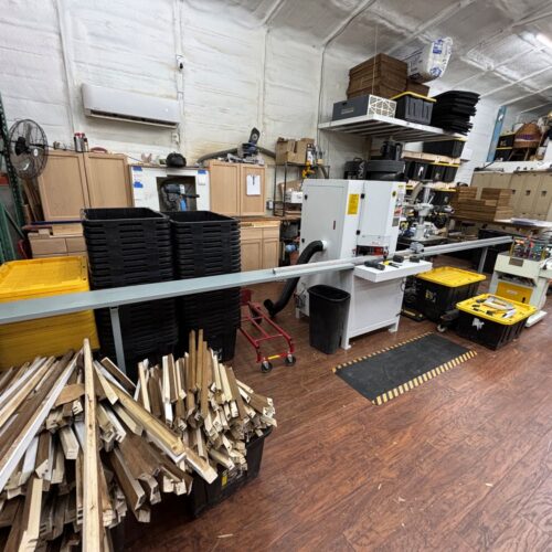 JSI Double Miter Saw w/ Digital Readout Measuring Scale (Used) Item # UE-011625B