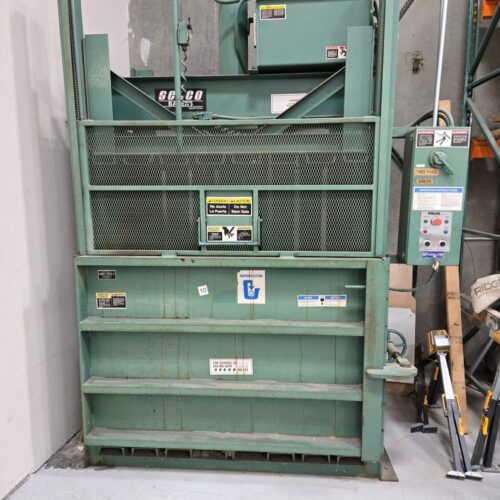 Selco V15-LP Hydraulic Vertical Cardboard Recycling Baler (Used) Item # UE-020325A