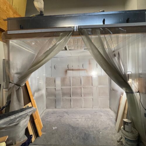 Equipment Lot: Spray Paint, Dust Collectors, Moulder, Saw, and Planer (Used) Item # UE-022425F